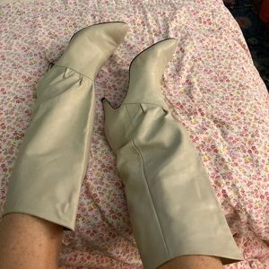 Vintage 80’s ivory slouch boots
